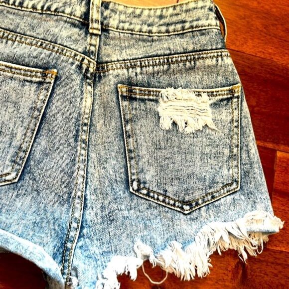 Bullhead shorts  - Picture 6 of 9